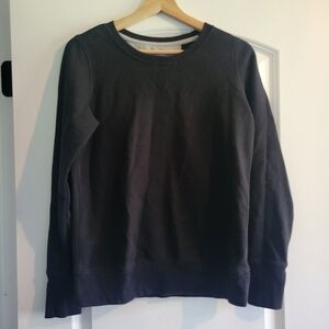 Black Crewneck Sweatshirt Size M